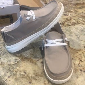 Hey Dude Shoes size 6 women’s